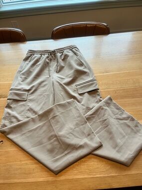 Athleta Wide Leg Beige Cargo Jogger Pants